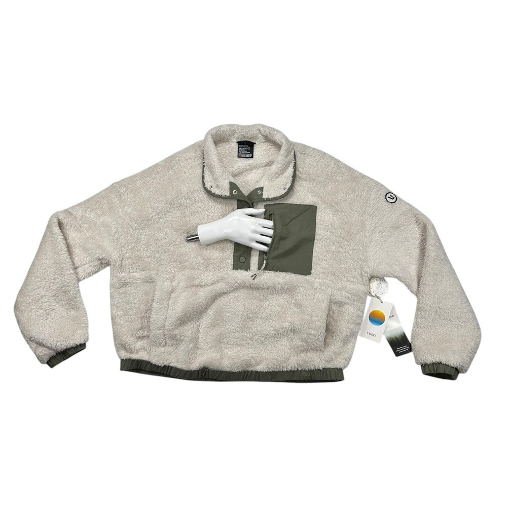 NWT Vuori Cozy Sherpa Popover Dune Size Large VW549 - Picture 10 of 16